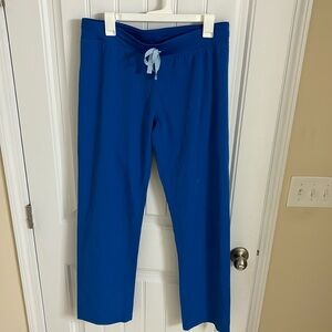 Royal blue figs MEDIUM / TALL 
TECHNICAL COLLECTION